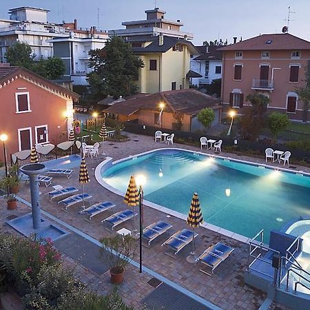 Hotel Sorriso Bellaria-Igea Marina Esterno foto