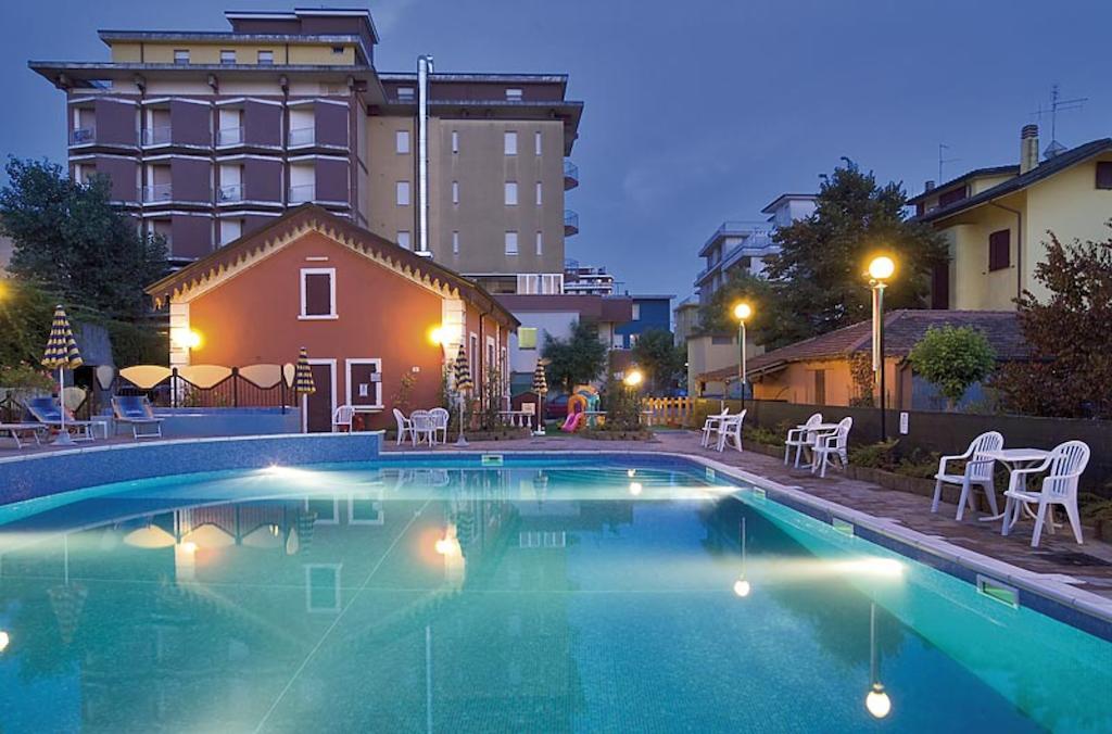 Hotel Sorriso Bellaria-Igea Marina Esterno foto