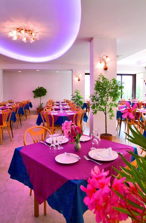 Hotel Sorriso Bellaria-Igea Marina Esterno foto