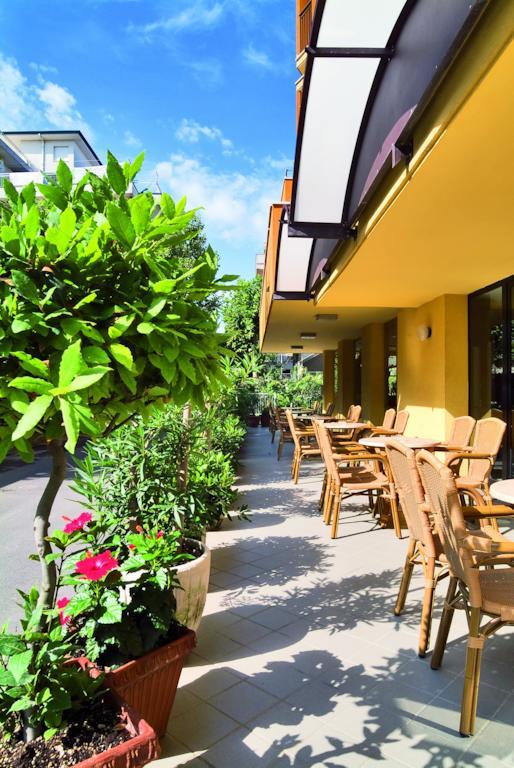 Hotel Sorriso Bellaria-Igea Marina Esterno foto